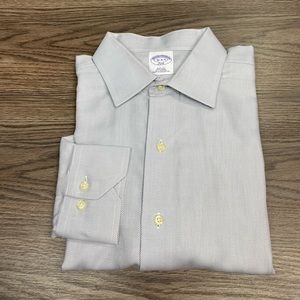 Brooks Brothers Grey Herringbone Slim 